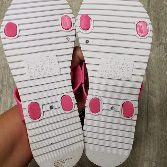 🆕️ BeBe Girls 🎂 🎁 Pink Bling 2 Strap Slides Sandals 💖Size 2/3 Big Girls Shoe - Picture 14 of 16